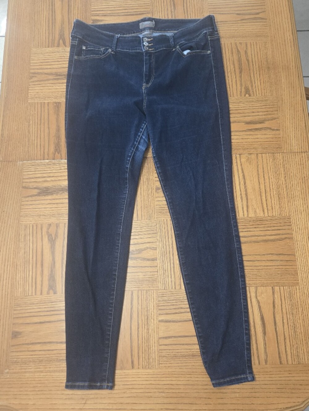 Torrid Womens Size 20 Extra Tall Jeggings